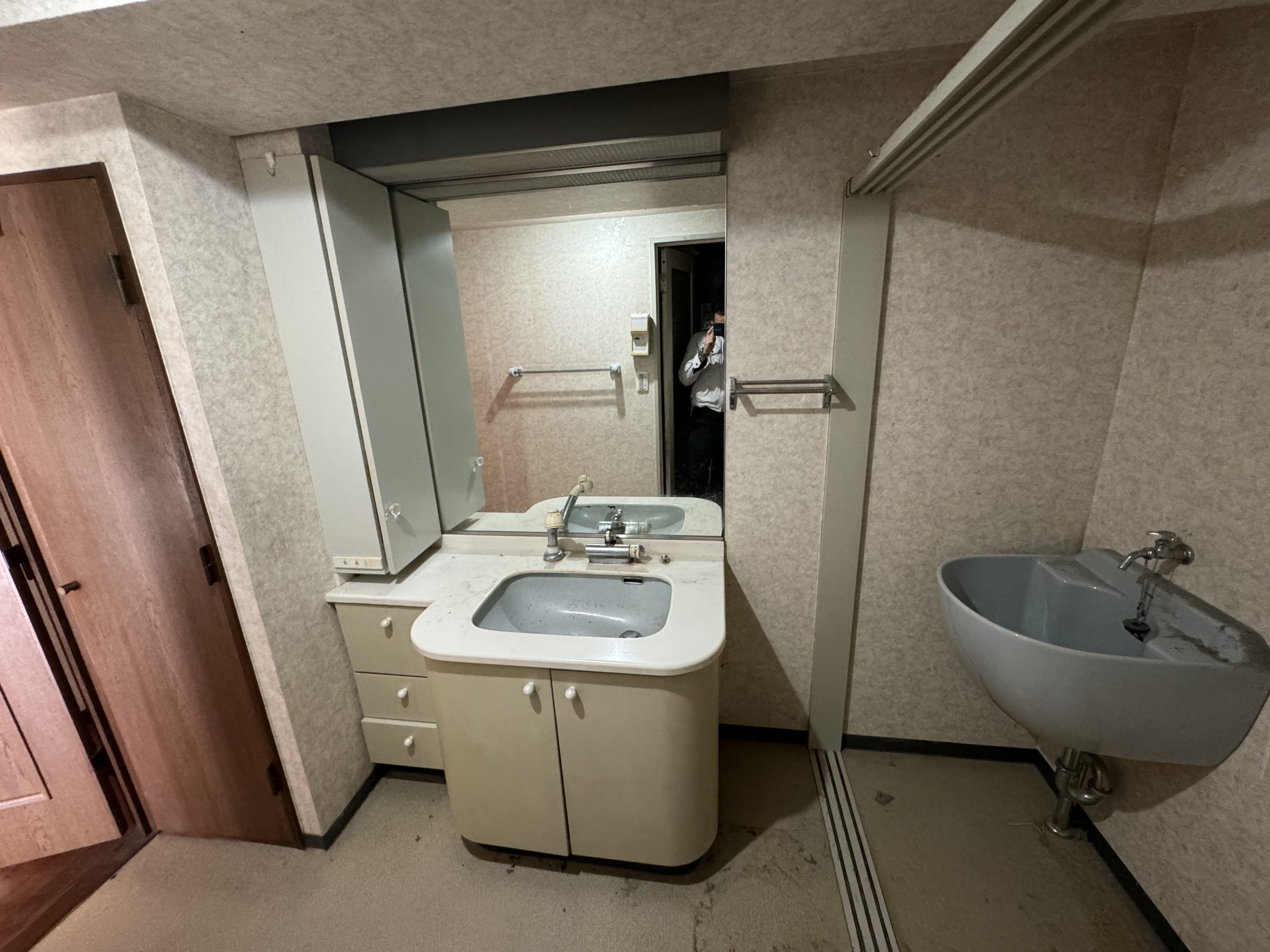 洗面室 施工前(ビフォー)